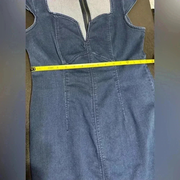 Free People Lia Blue Denim Bodycon Stretch Dress Size Medium - Picture 12 of 12